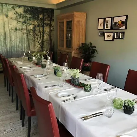 Restaurant Struemper Hof Мербуш